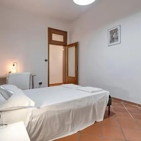 Fine Arts - Tv 40' Hd Netflix Prime Dazn Apartment Bologna